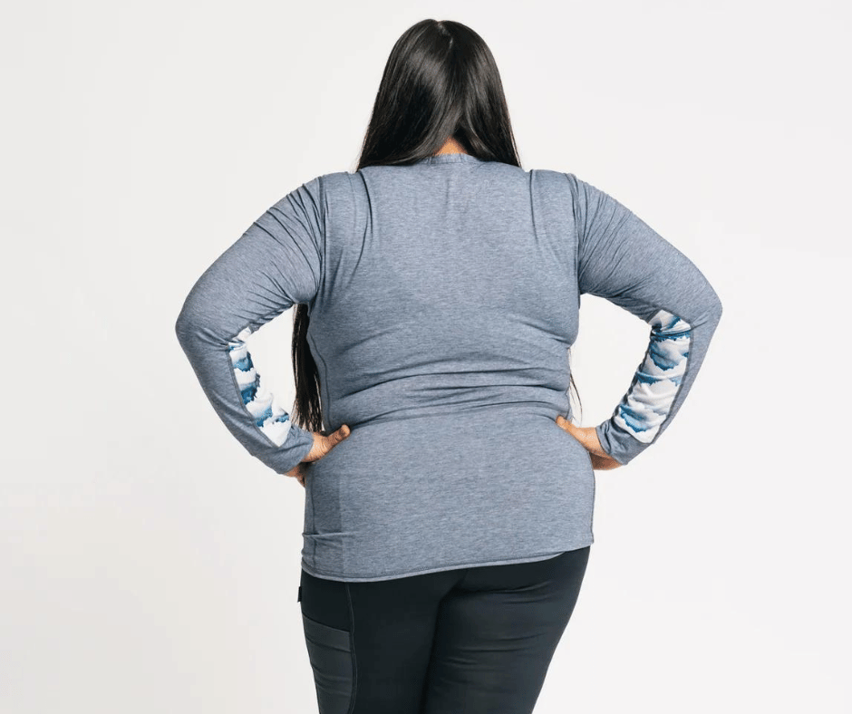 AlpineFit back view of shirt for female hikers AlpineFit back view of shirt for female hikers