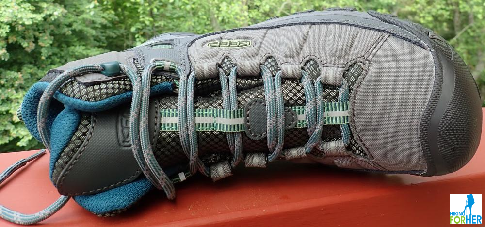 lacing hiking boots for wide feet